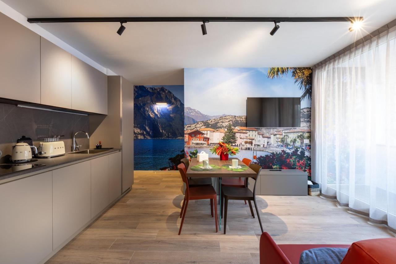 Boutique Apartments By Annalisa Торболе Экстерьер фото