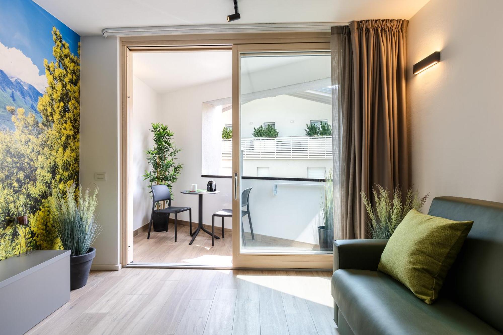 Boutique Apartments By Annalisa Торболе Экстерьер фото